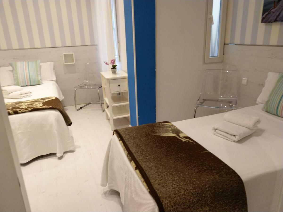 Hostal Mendoza มาดริด ภายนอก รูปภาพ